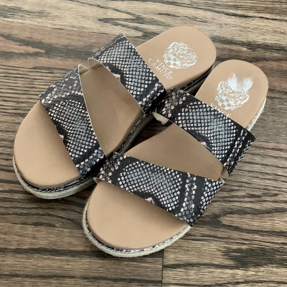 Vince Camuto Black and Tan Snake Print Slide Sandals